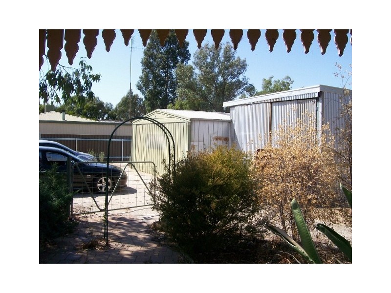 13 Robertson St, Berrigan NSW 2712