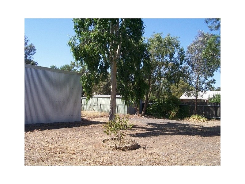 13 Robertson St, Berrigan NSW 2712