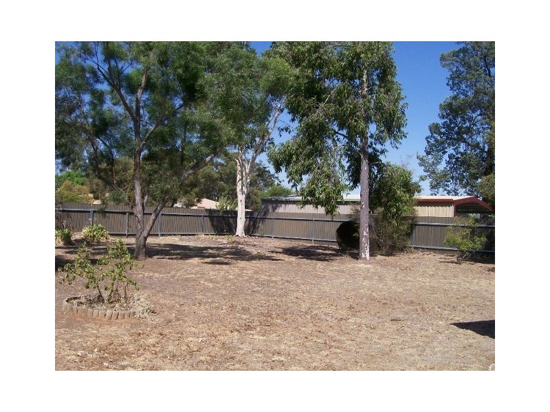 13 Robertson St, Berrigan NSW 2712