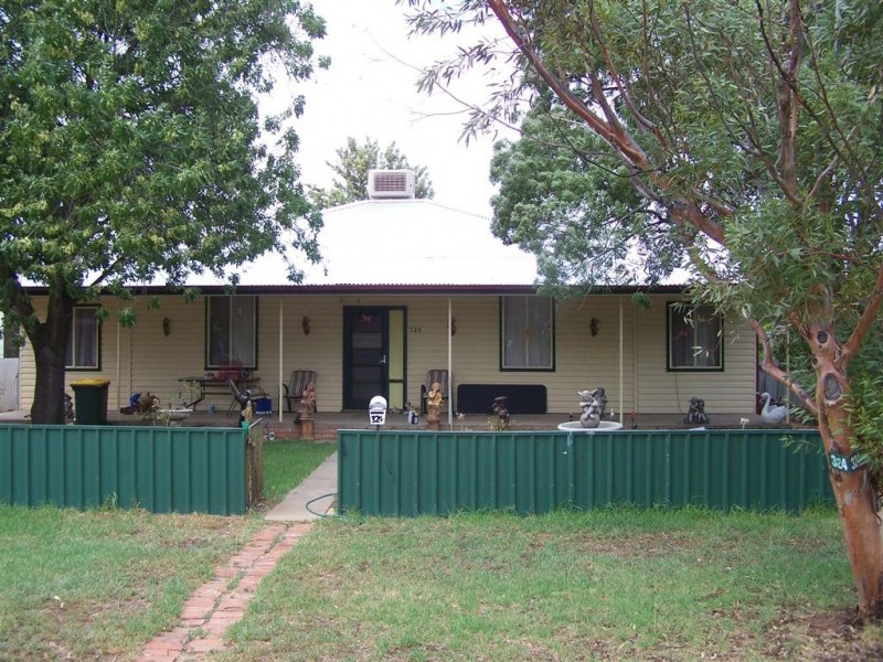 324 Murray, Hay NSW 2711