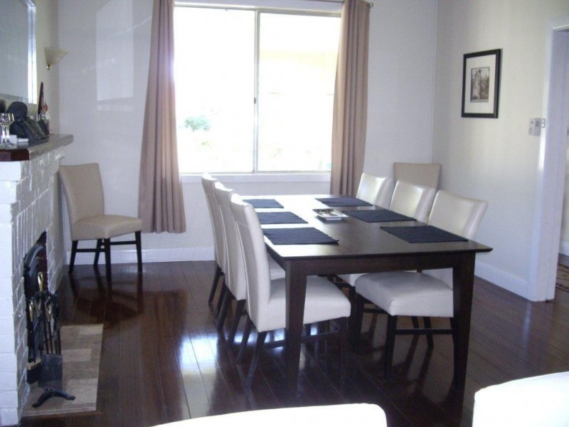 4 Kimberley Avenue, Swan Hill VIC 3585