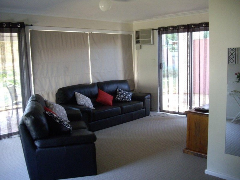 4 Kimberley Avenue, Swan Hill VIC 3585