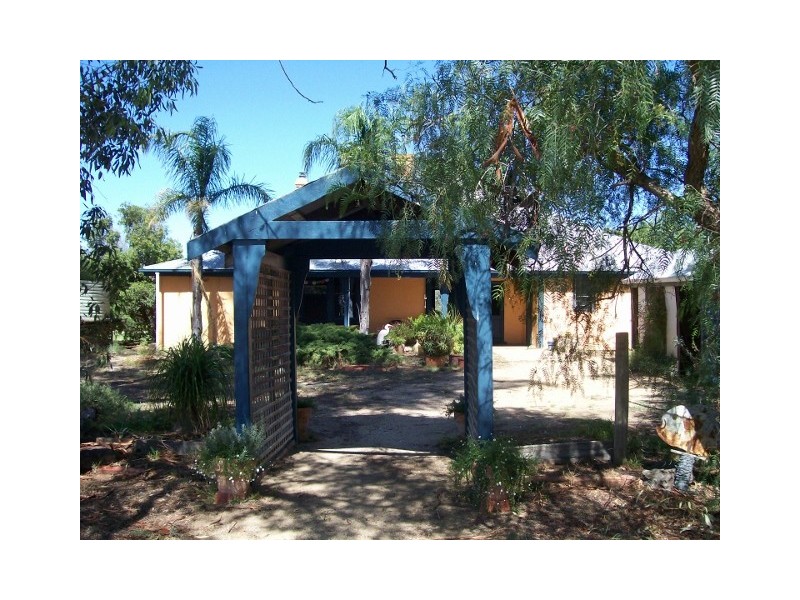 1438 Hartwood Rd, Deniliquin NSW 2710