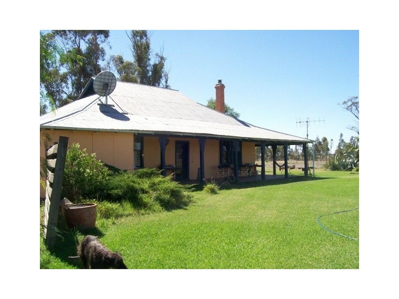 1438 Hartwood Rd, Deniliquin NSW 2710