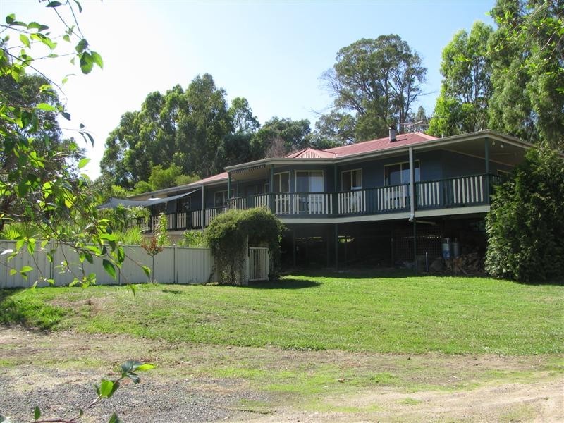 Buxton VIC 3711