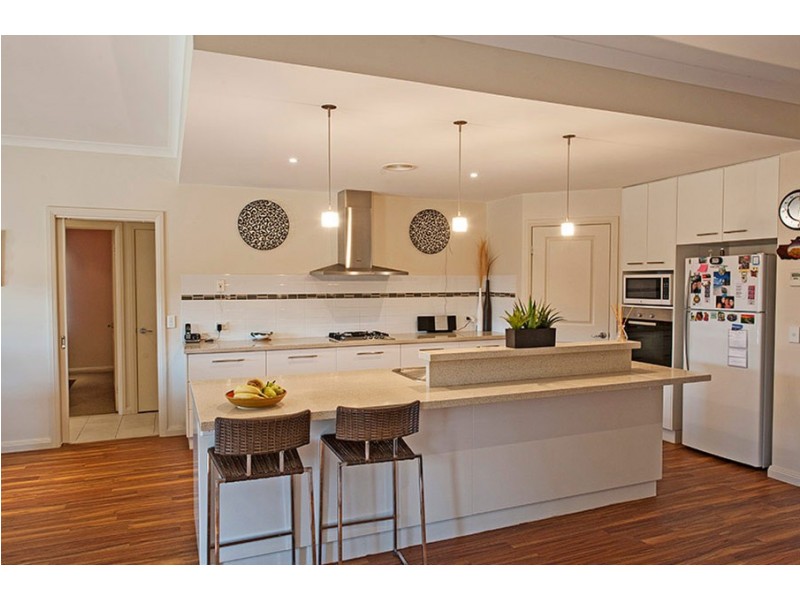 9 Moonah Court, Swan Hill VIC 3585