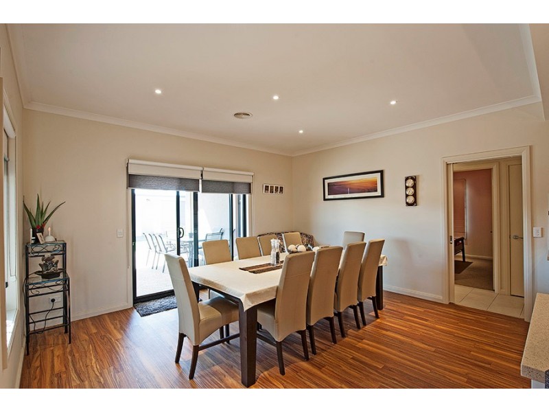 9 Moonah Court, Swan Hill VIC 3585