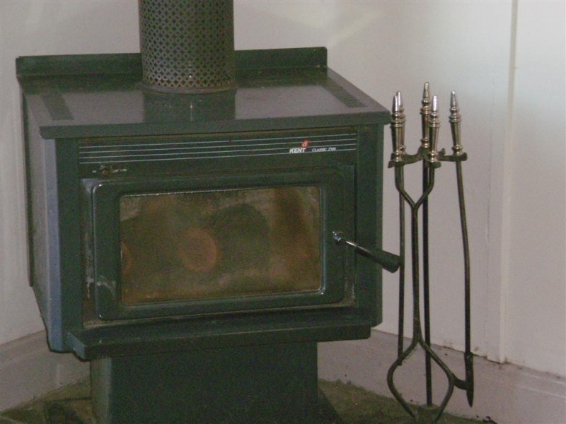 16 Clyde Street, St Arnaud VIC 3478