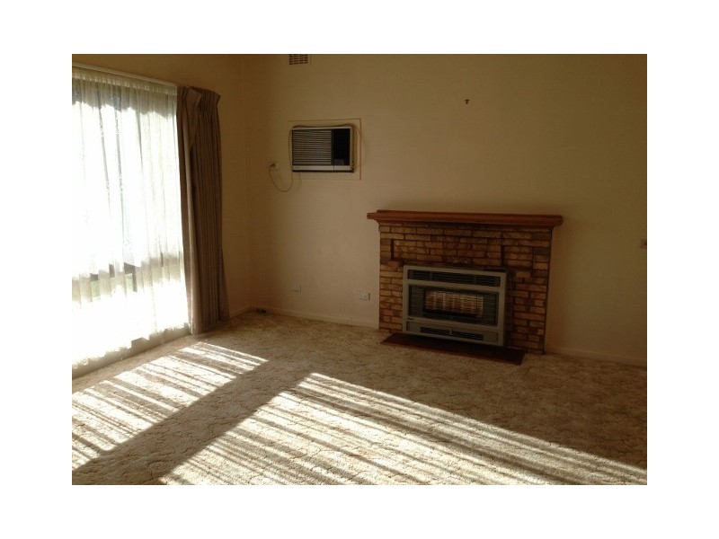 122 Denison St, Finley NSW 2713