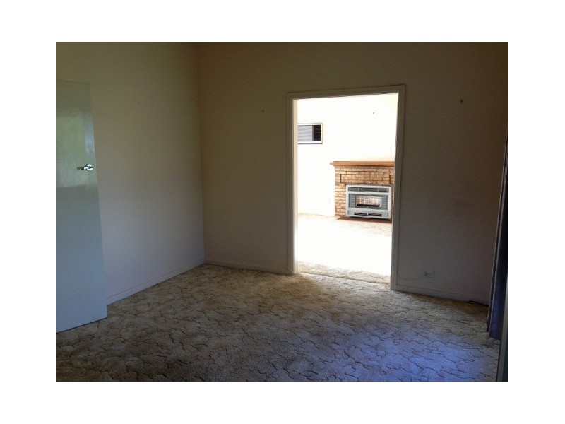 122 Denison St, Finley NSW 2713