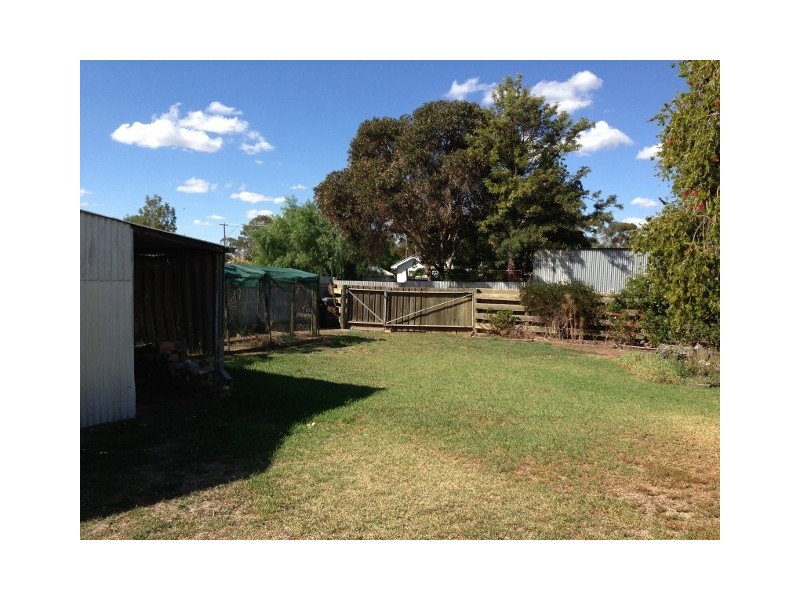 122 Denison St, Finley NSW 2713