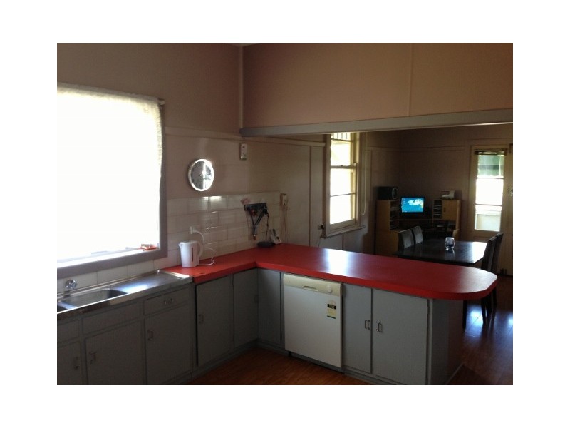 275 MURRAY ST, Finley NSW 2713