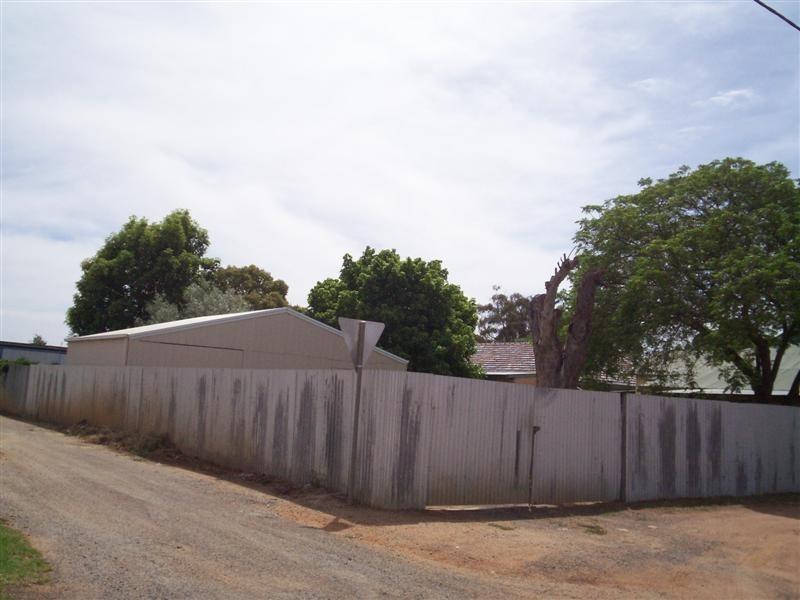 275 MURRAY ST, Finley NSW 2713