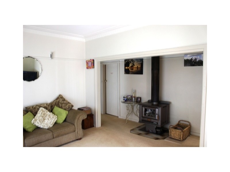 16 El Alamein Avenue, Swan Hill VIC 3585