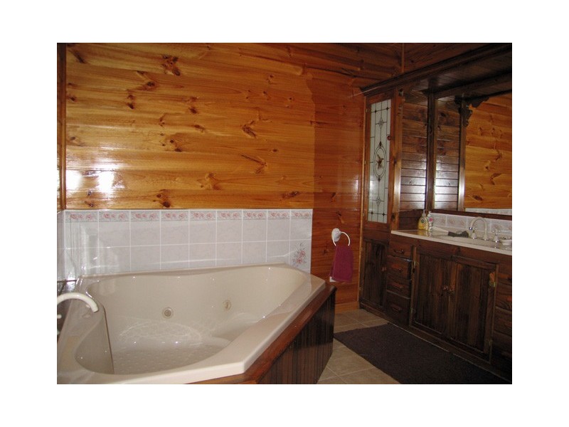 134 Byers Road Tamleugh, Euroa VIC 3666