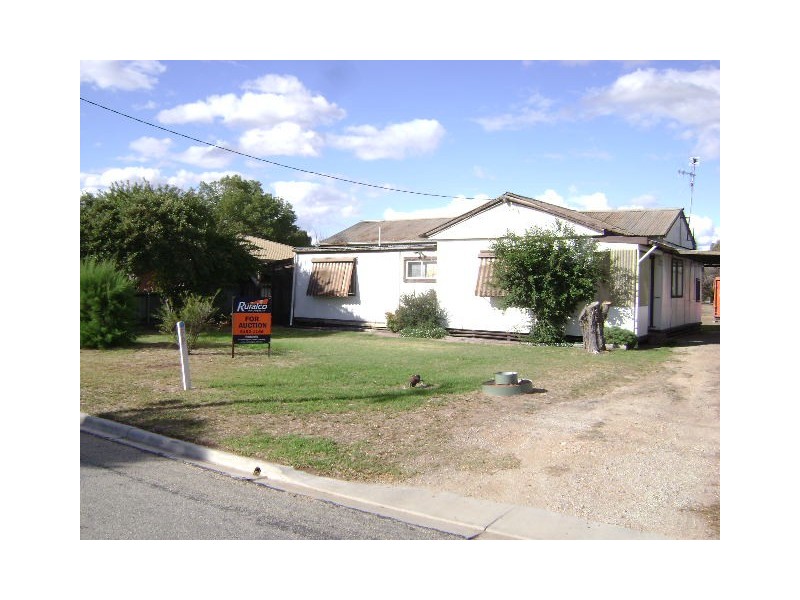 5 Trafalgar Street, Kerang VIC 3579