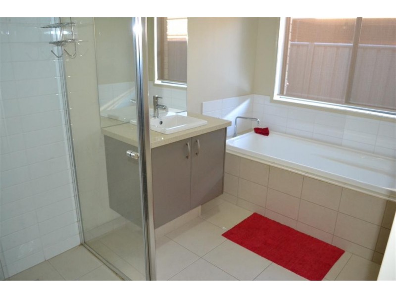 5 Lucerne Street, Mernda VIC 3754