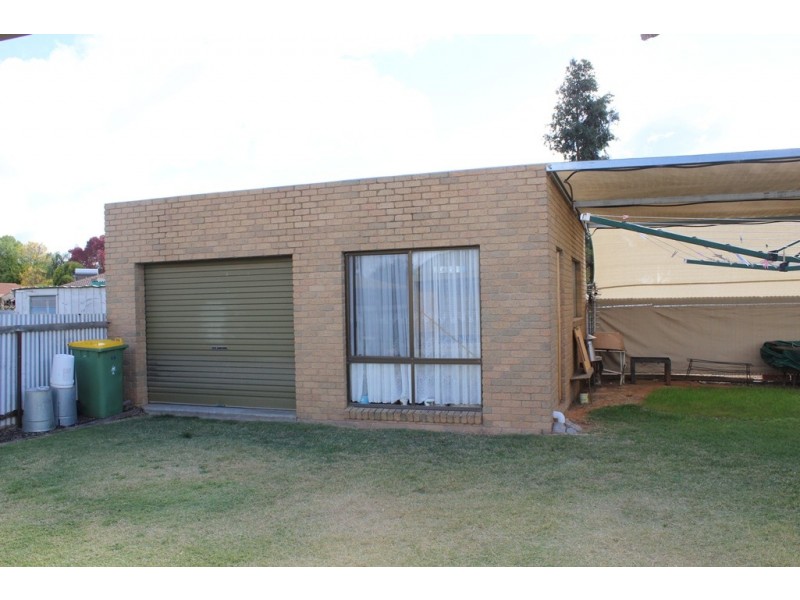 20 Adams Road, Swan Hill VIC 3585