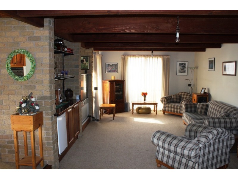 20 Adams Road, Swan Hill VIC 3585