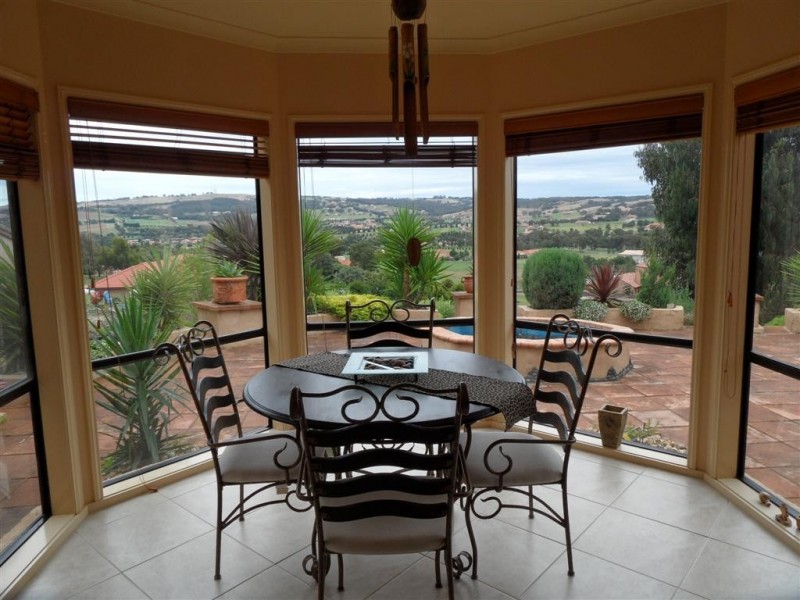 Hidden Valley VIC 3756