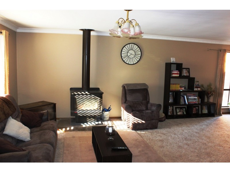 20 Cobham Avenue, Swan Hill VIC 3585