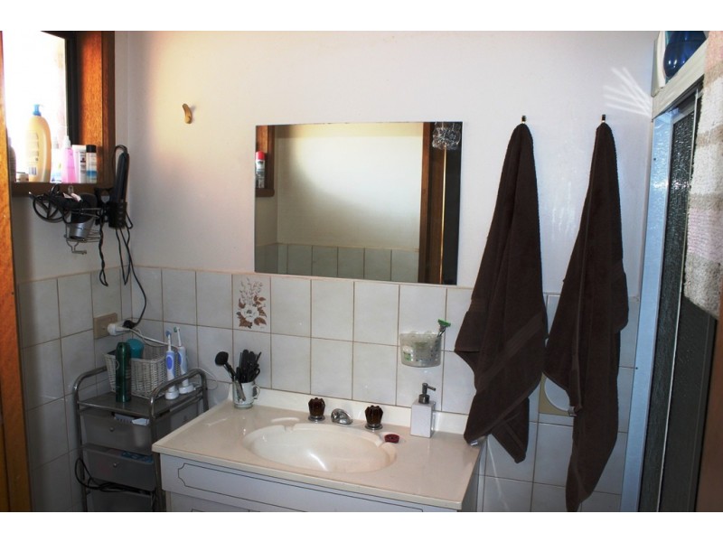 20 Cobham Avenue, Swan Hill VIC 3585