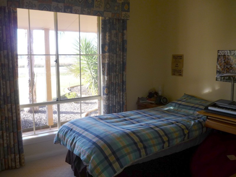 27 Roviras Road, Cohuna VIC 3568