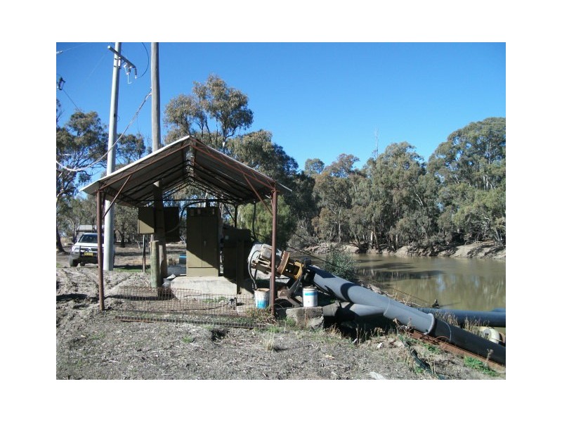 00 Newmarket Station, Hay NSW 2711