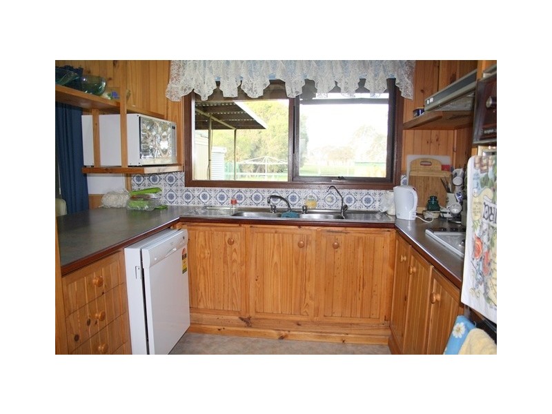 63 Powers Creek Road, Edenhope VIC 3318