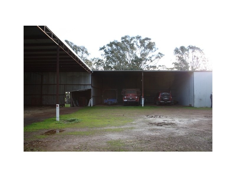 63 Powers Creek Road, Edenhope VIC 3318