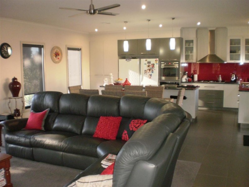 7 Ebery Crt, St Arnaud VIC 3478