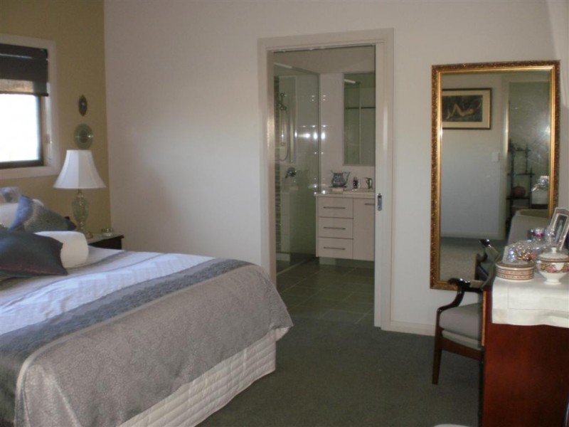 7 Ebery Crt, St Arnaud VIC 3478