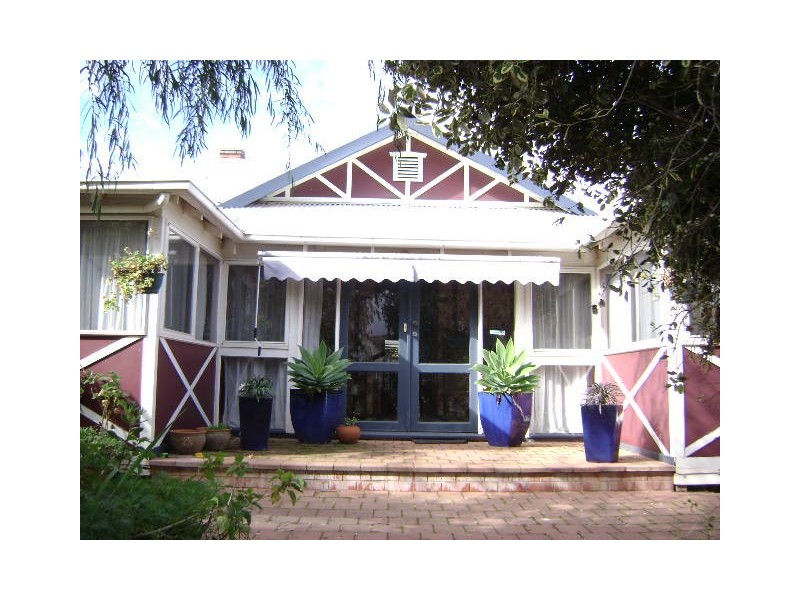 45 45A 45B Fitzroy Street, Kerang VIC 3579