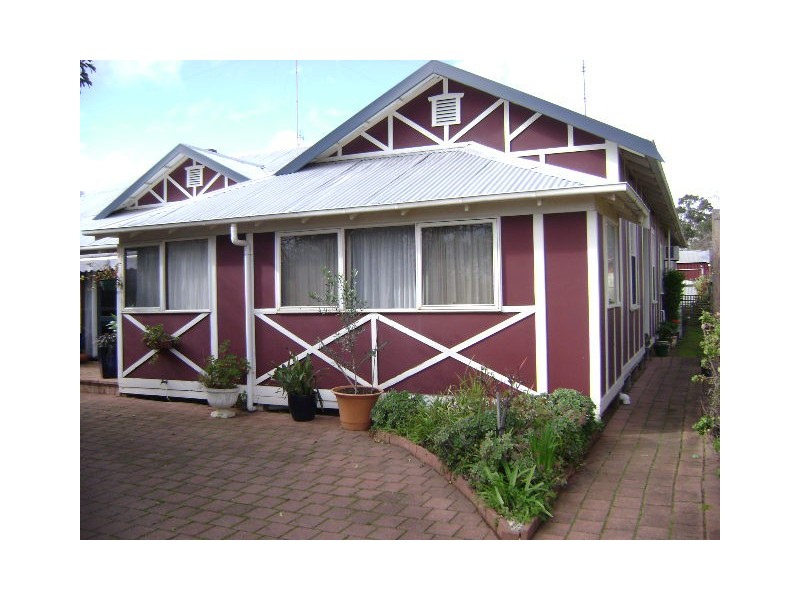 45 45A 45B Fitzroy Street, Kerang VIC 3579