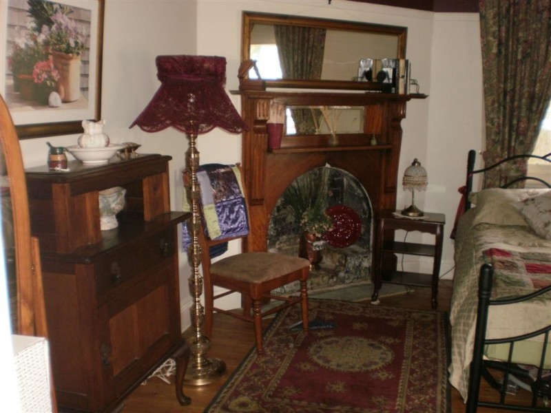 5 Rutherford Street, Charlton VIC 3525