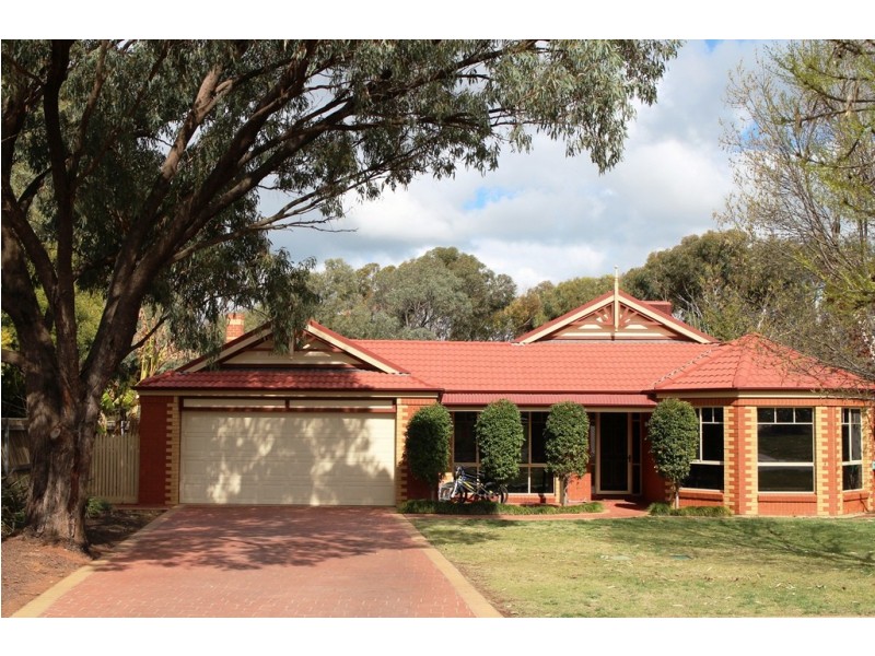 21 Goldfinch Court – MURRAY DOWNS, Swan Hill VIC 3585