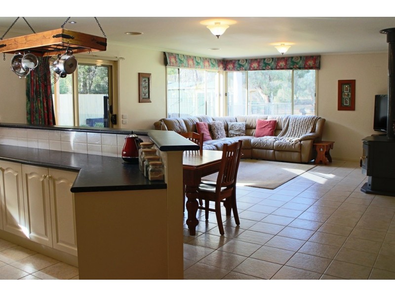 21 Goldfinch Court – MURRAY DOWNS, Swan Hill VIC 3585