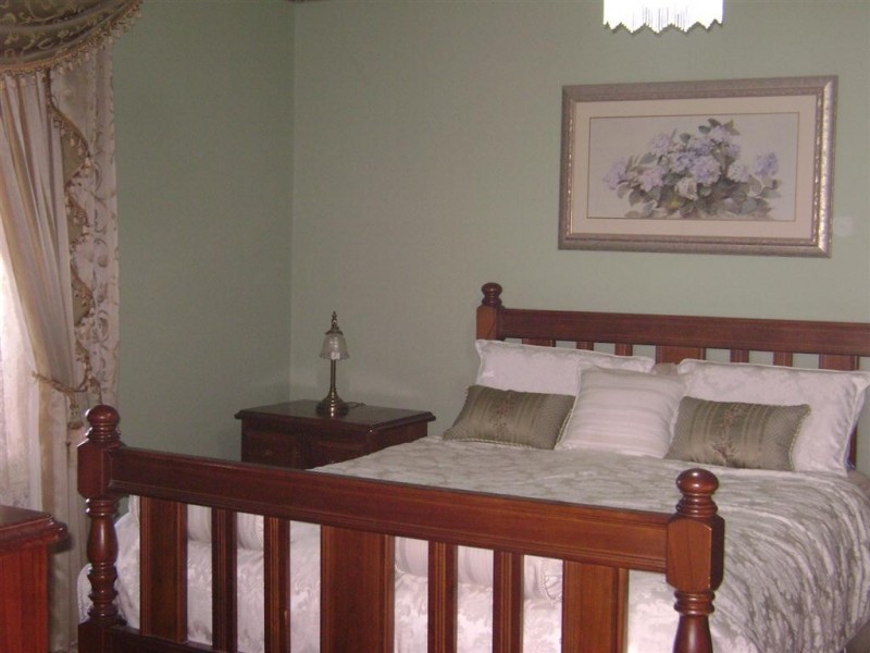 82 Fitzroy Street, Kerang VIC 3579