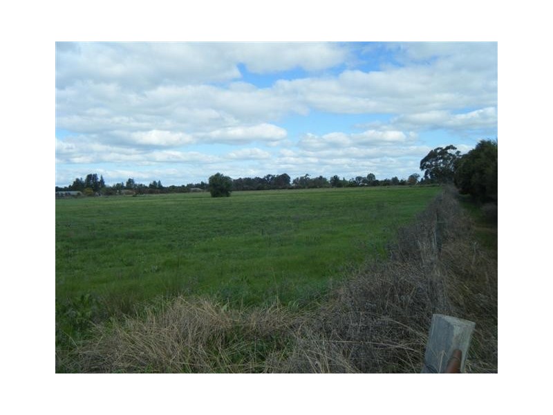 220 Maryann, Echuca VIC 3564