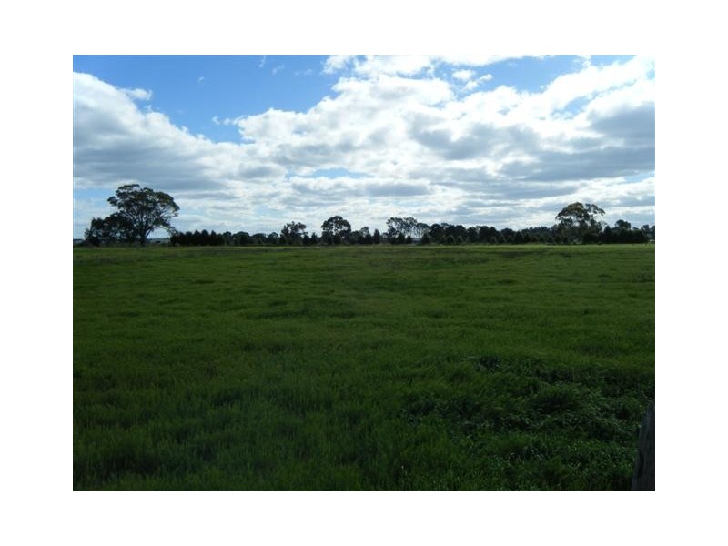 220 Maryann, Echuca VIC 3564