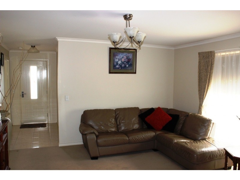 19 Cutri Drive, Swan Hill VIC 3585