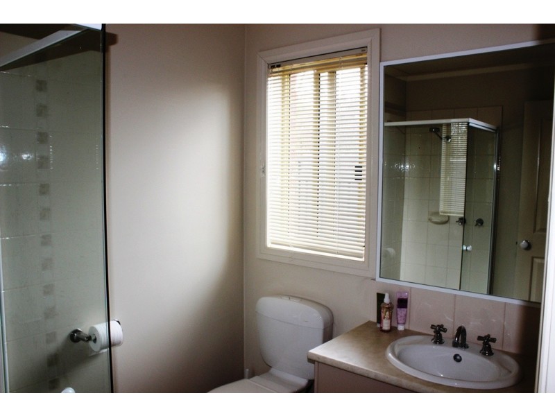 19 Cutri Drive, Swan Hill VIC 3585