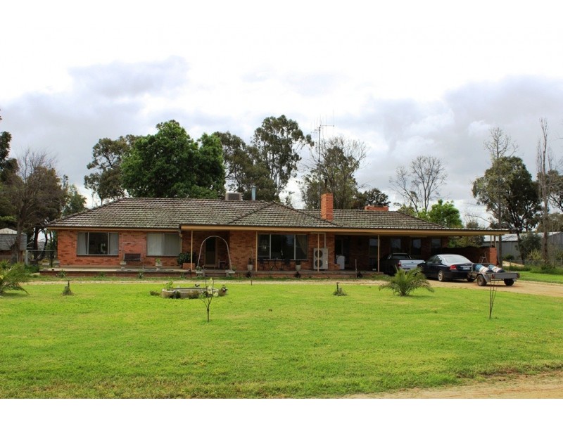 5960 Deniliquin Road, Barham NSW 2732