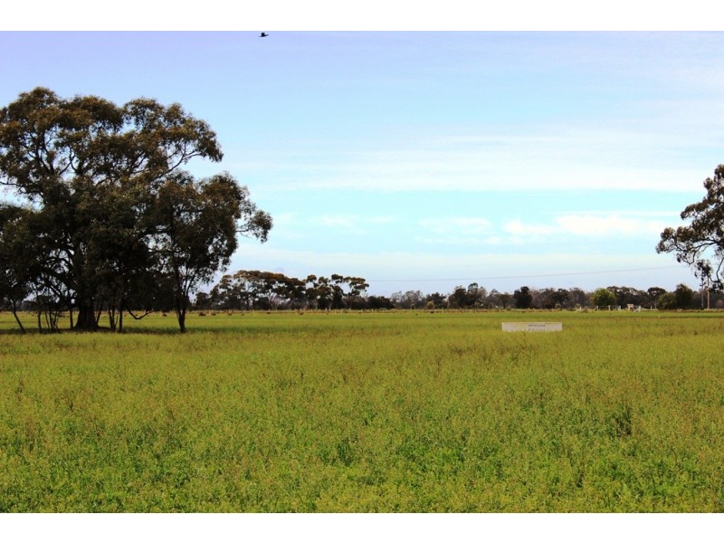 5960 Deniliquin Road, Barham NSW 2732