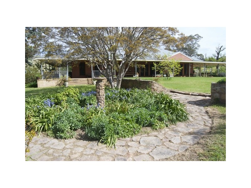 696 Upton Road, Avenel VIC 3664