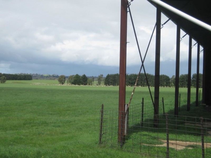 Middle Creek VIC 3375