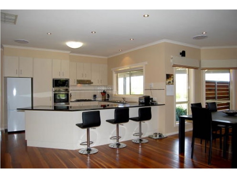 27 Holloway Rd, Stawell VIC 3380