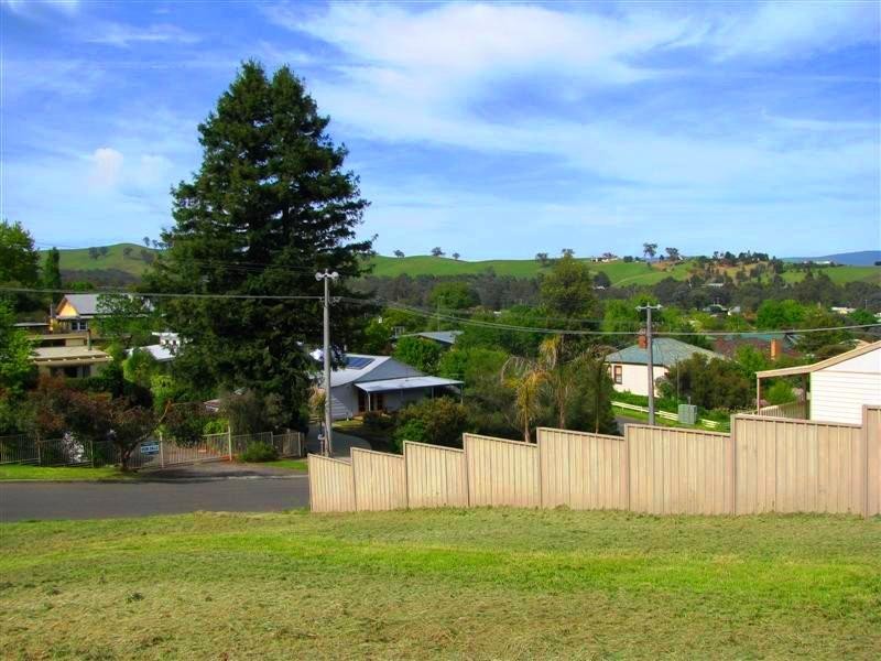 37 Cooper Street, Alexandra VIC 3714