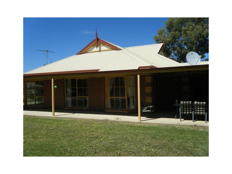 12 Riverview Crt, Echuca VIC 3564