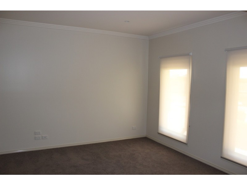 5 Scarlet Street, Swan Hill VIC 3585